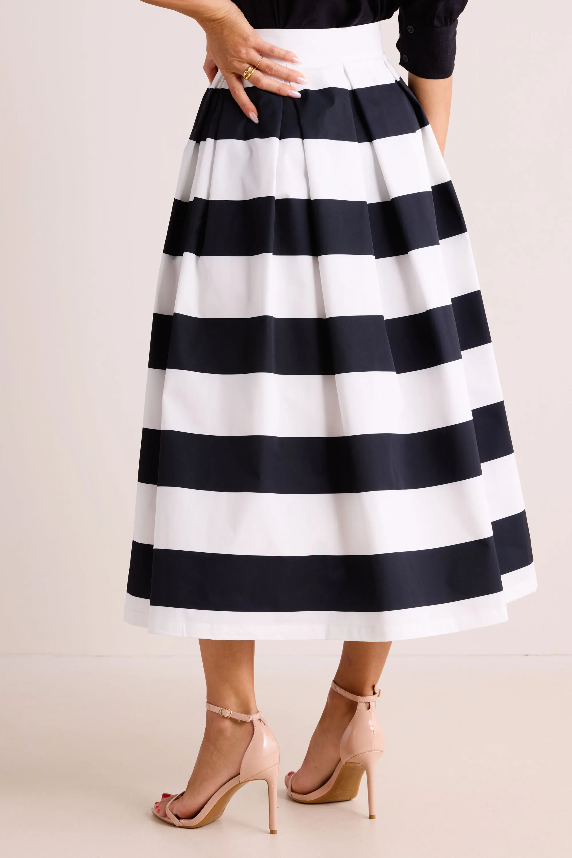 Larissa Skirt- White/Black