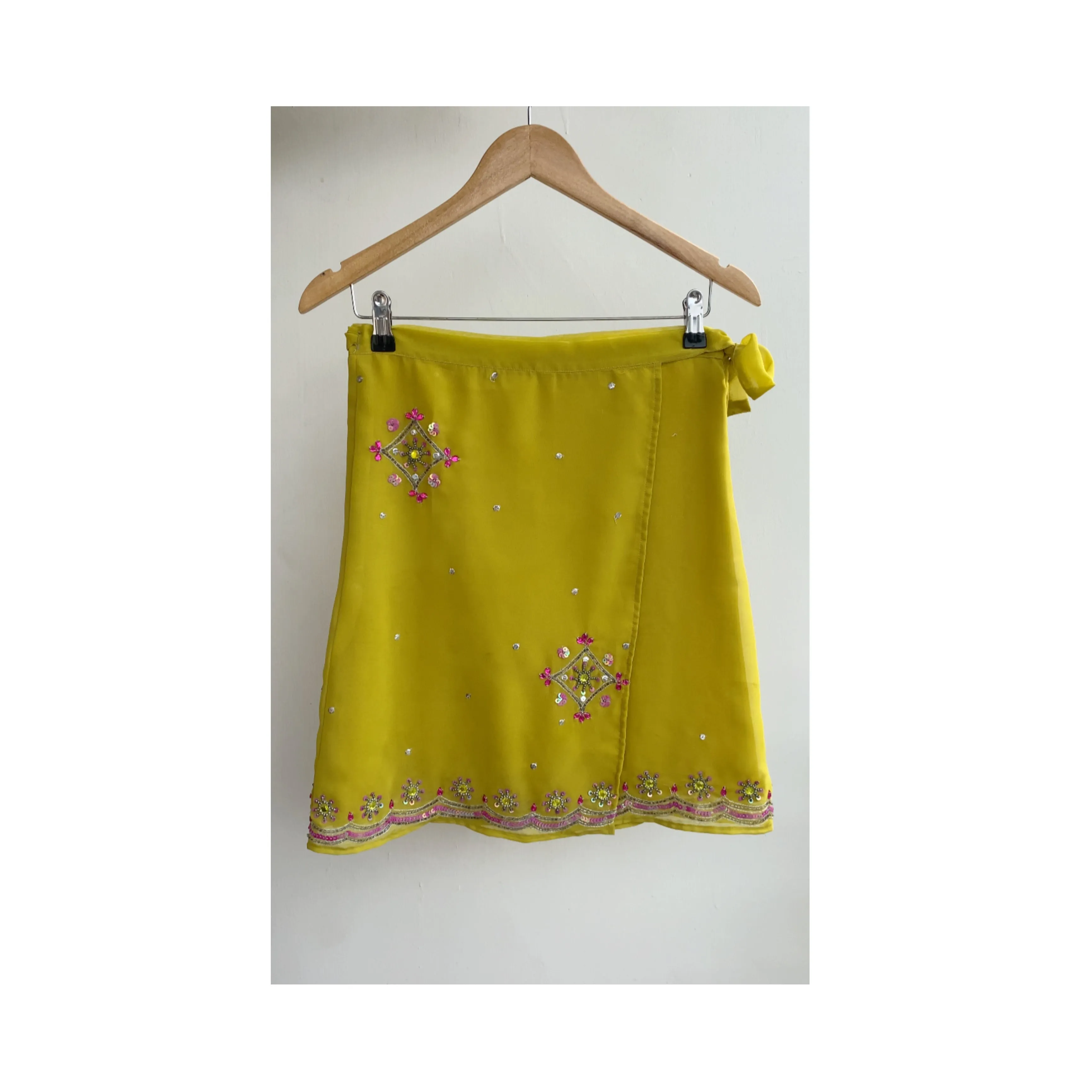 Lime vintage motif wrap skirt