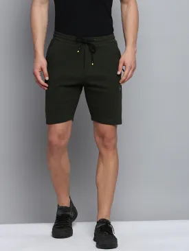 Men Green Solid Sports Shorts